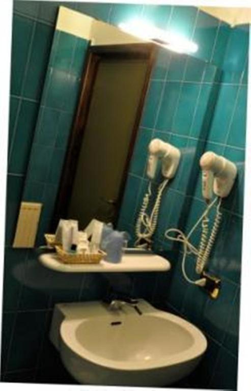Albergo Della Corona Binasco Værelse billede
